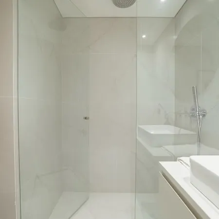 Elegant Downtown By Vacationy Apartment *